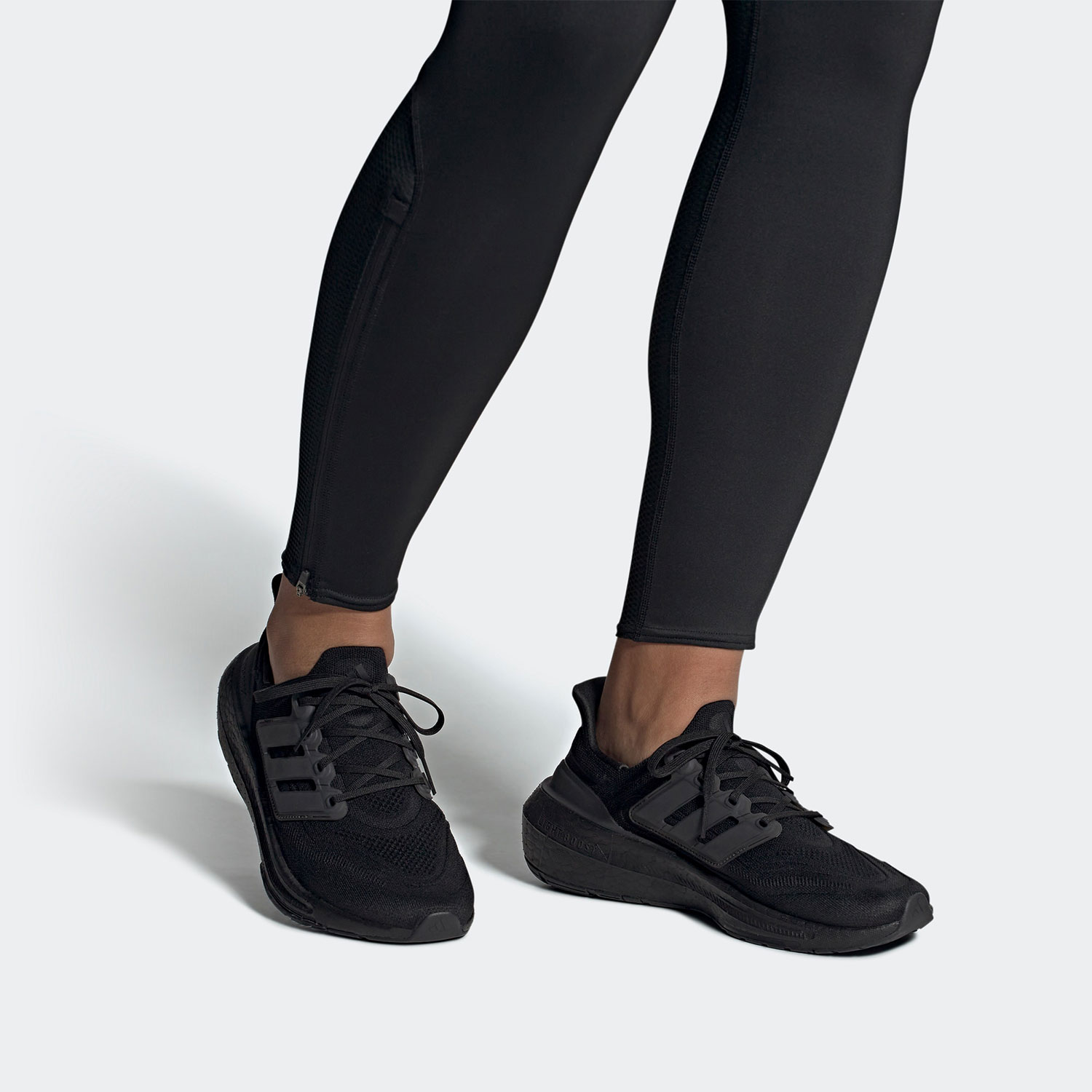 Adidas Authentic Ultraboost Li - đánh giá và giá Adidas Shoes Ultraboost Light