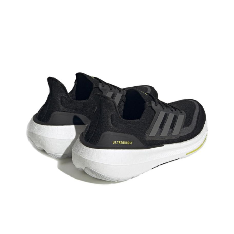 Adidas Ultraboost Light Comfor - đánh giá và giá Adidas Shoes Ultraboost Light